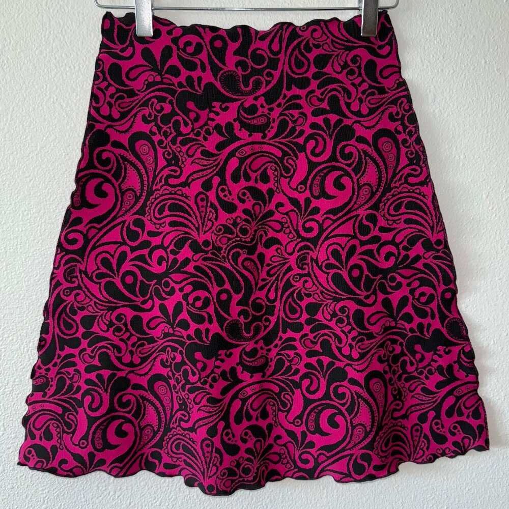 Haystacks Deep Pink and Black Paisley Scalloped A-Line Skirt Size‎ XS